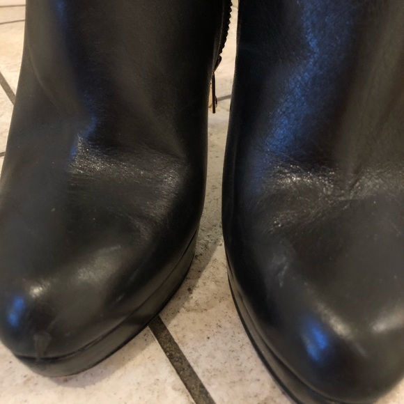 Michael Kors size 10 booties - Picture 5 of 5